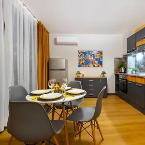 Guest 2 Apartment