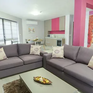 Noris With Garage Φιλιππούπολη